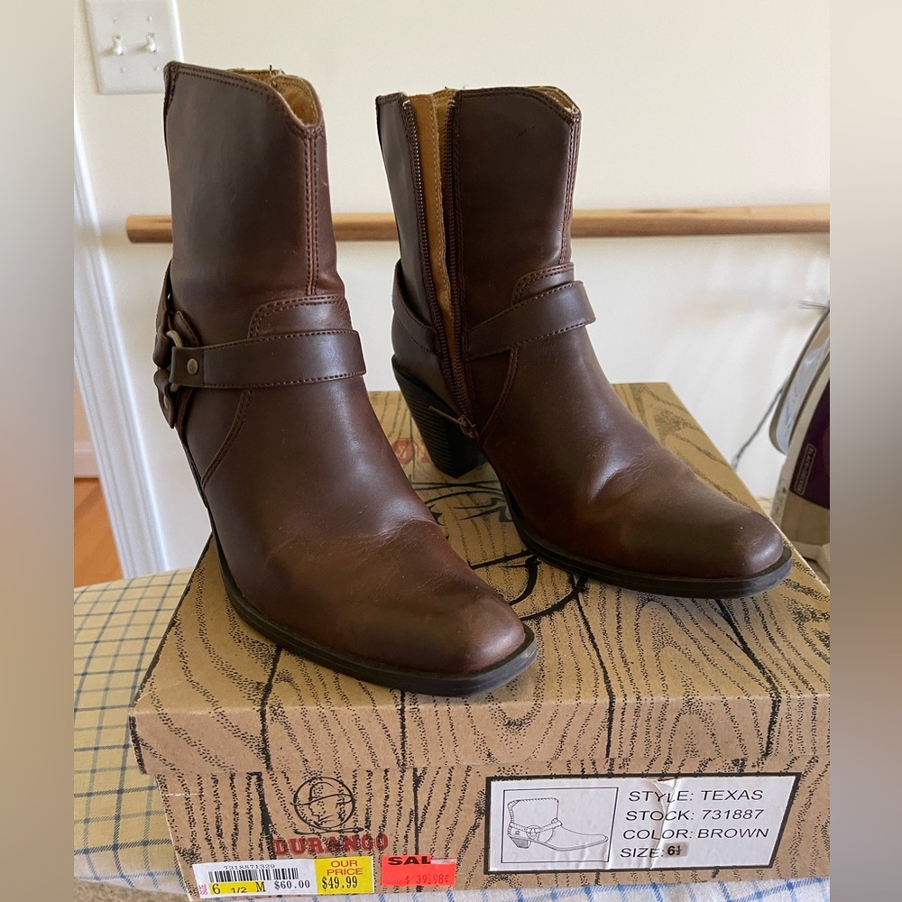 Women’s Durango Boots - Picture 4 of 4